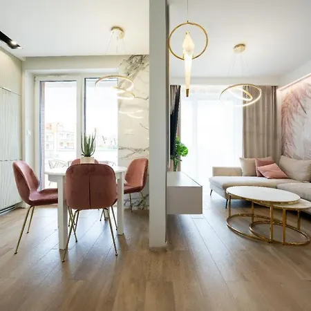 Rodzinne Apartamenty Bardzo Blisko Plazy Rewal Zewnętrze zdjęcie