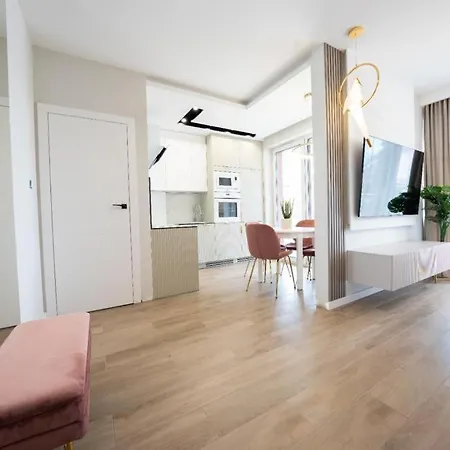 Rodzinne Apartamenty Bardzo Blisko Plazy Rewal Zewnętrze zdjęcie