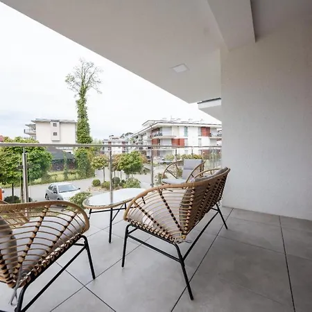 Rodzinne Apartamenty Bardzo Blisko Plazy Rewal Zewnętrze zdjęcie