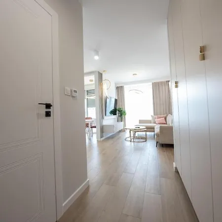 Rodzinne Apartamenty Bardzo Blisko Plazy Rewal Zewnętrze zdjęcie