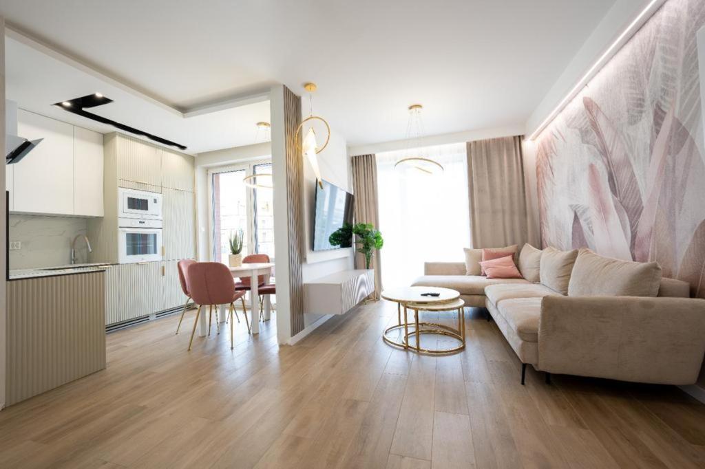Rodzinne Bardzo Blisko Plazy Apartment